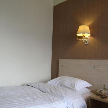 Anyi 158 Hotel Chengdu East Ma Peng المظهر الخارجي الصورة